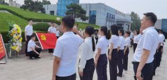 <b>从管理痛点变特色亮点，透视中国人寿营销员党建新探索</b>